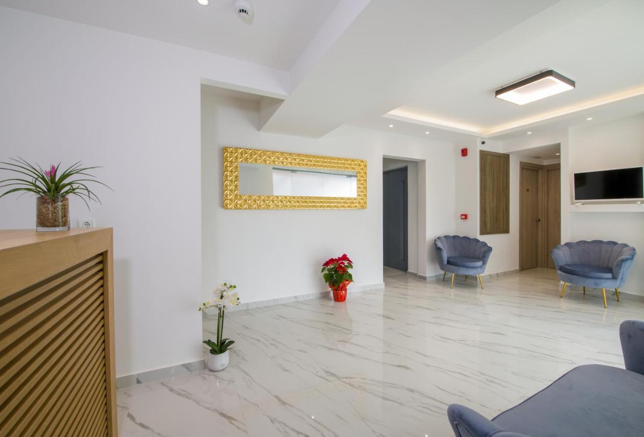 חאניה Deluxe City Hotel מראה חיצוני תמונה