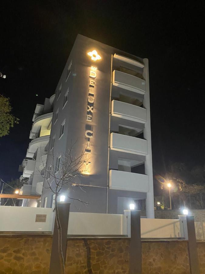 חאניה Deluxe City Hotel מראה חיצוני תמונה
