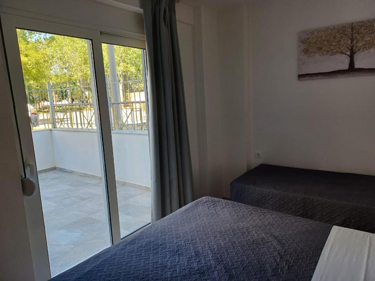 חאניה Deluxe City Hotel מראה חיצוני תמונה